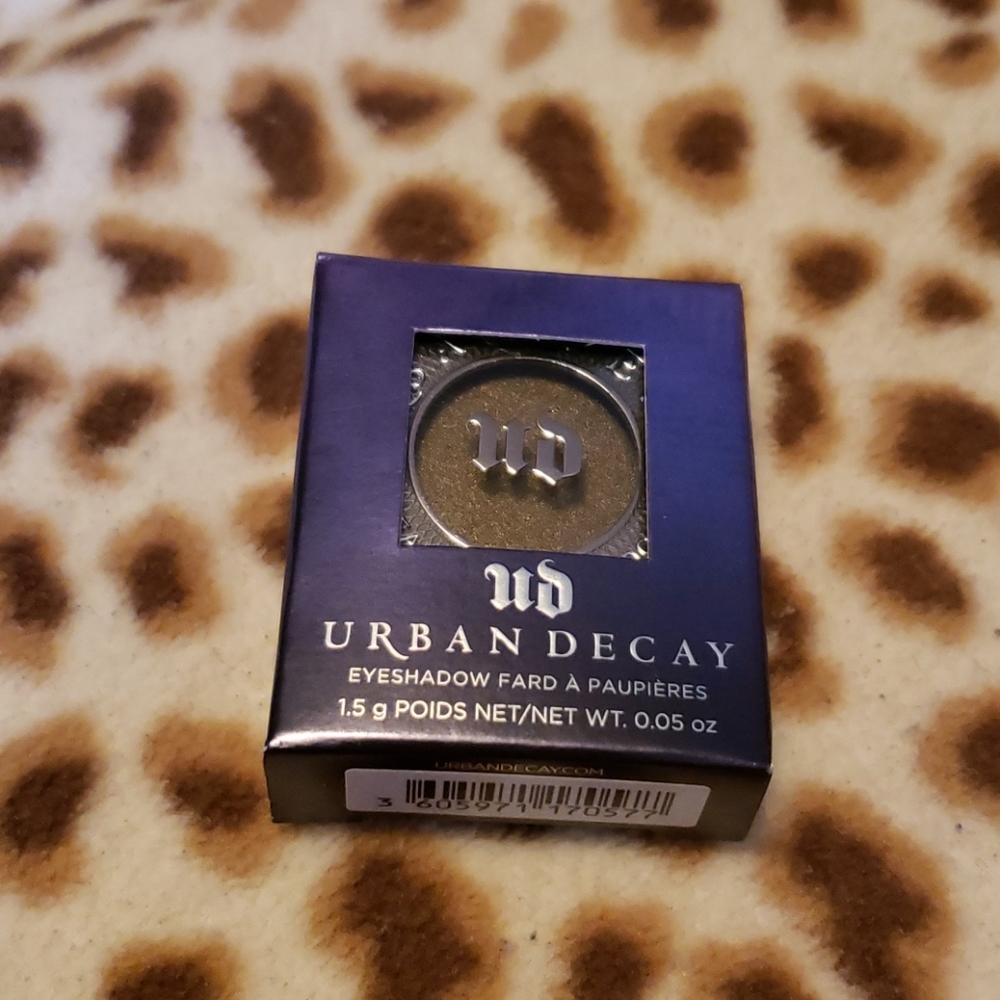 Urban Decay Chains eyeshadow